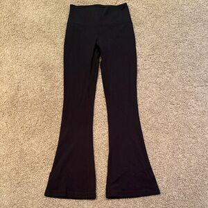 Lululemon Flared High Waist Yoga pants. Size 6.